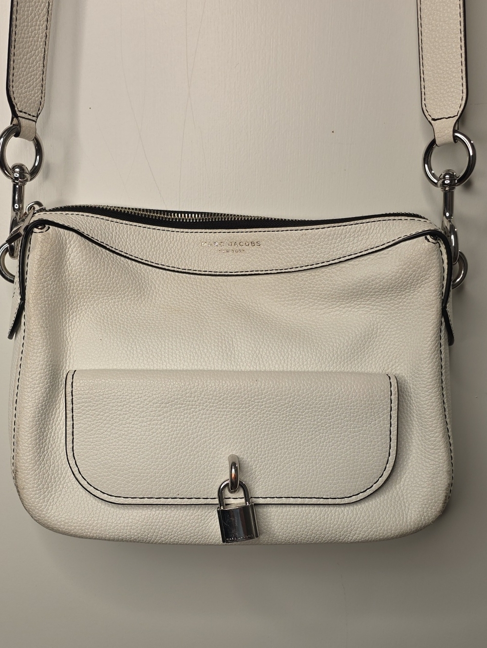 Marc Jacobs Cream Pebbled Leather Crossbody Bag with Silver Hardware